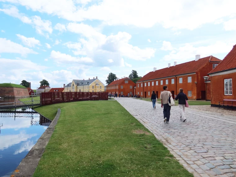 Postcolonial Europe: Narratives, Nationalism, and Race